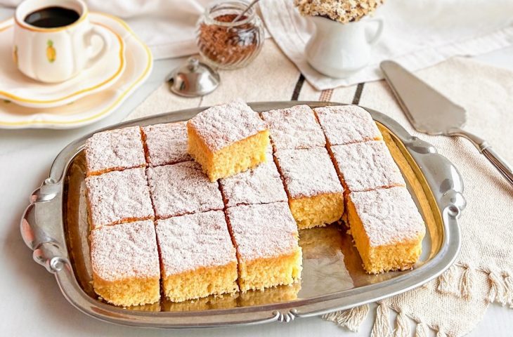 Bolo de abacaxi fácil