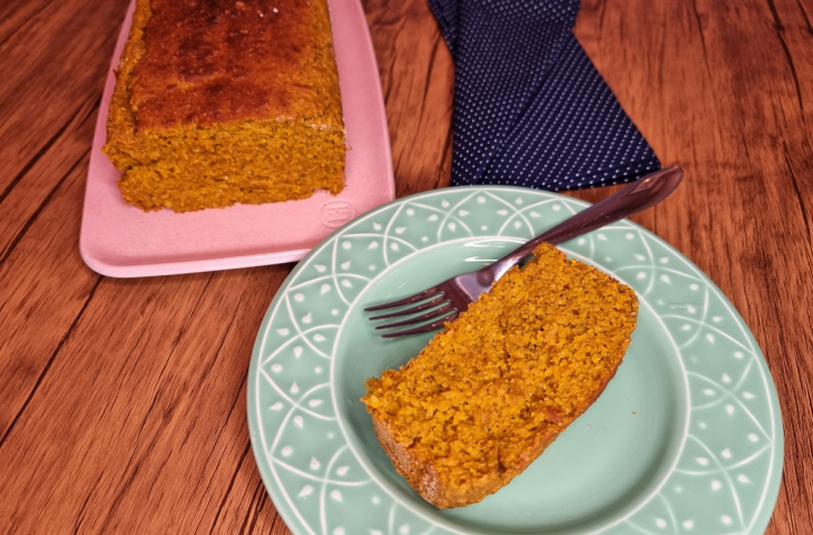 Bolo de abóbora com coco fit