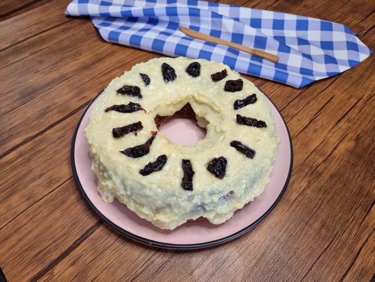 Bolo de ameixa com beijinho - Passo a Passo