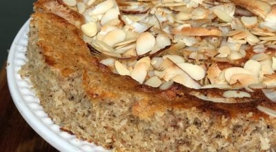 Bolo de amêndoas com coco