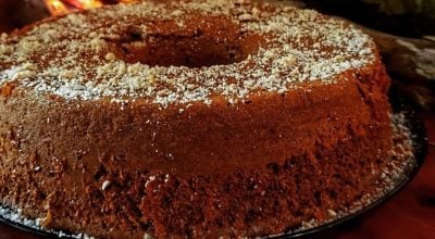 Bolo de amendoim com cacau