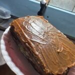 Bolo de aniversário de chocolate e beijinho - Foto de usuário