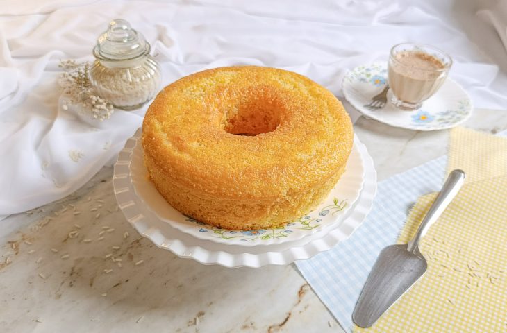 Bolo de arroz cru de liquidificador