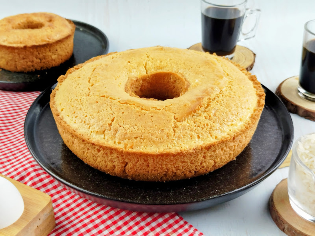 Bolo de arroz cru simples
