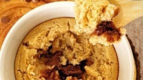 Bolo de aveia com iogurte