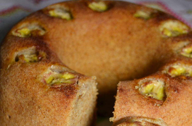 Bolo de banana com farinha de rosca