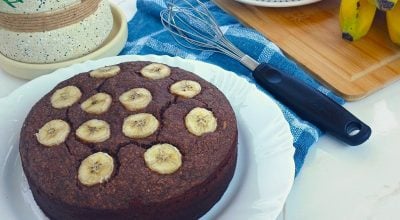Bolo de banana e cacau sem leite