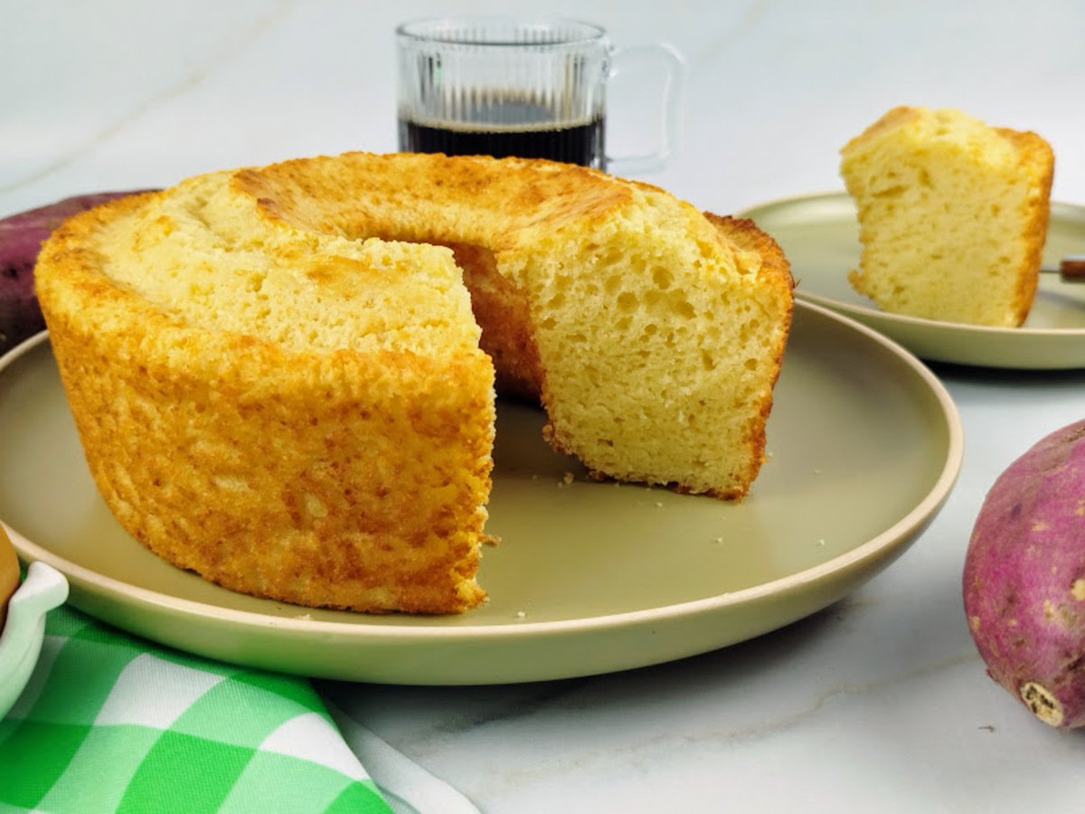 Bolo de batata-doce crua