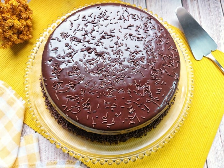 Bolo de brigadeiro simples e rápido - Passo a Passo