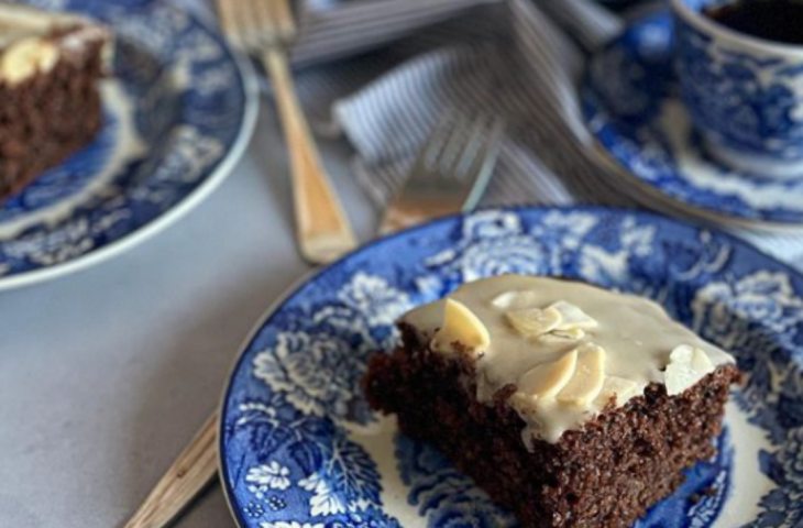 Bolo de café sem glúten e sem lactose