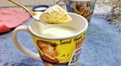 Bolo de caneca de iogurte