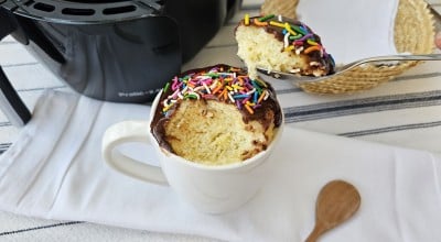 Bolo de caneca na airfryer