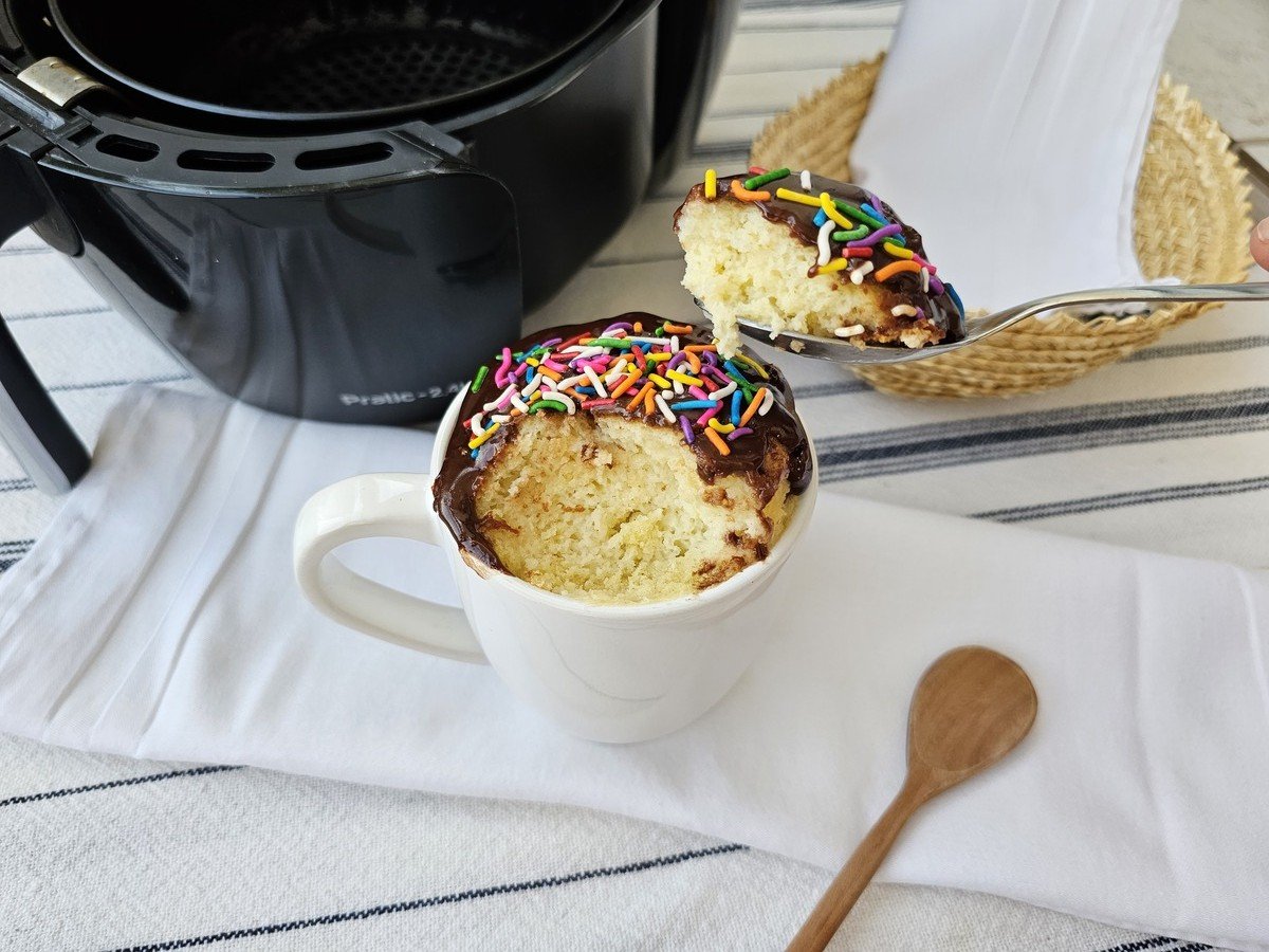 Bolo de caneca na airfryer