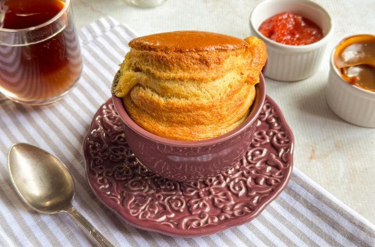 Bolo de caneca simples