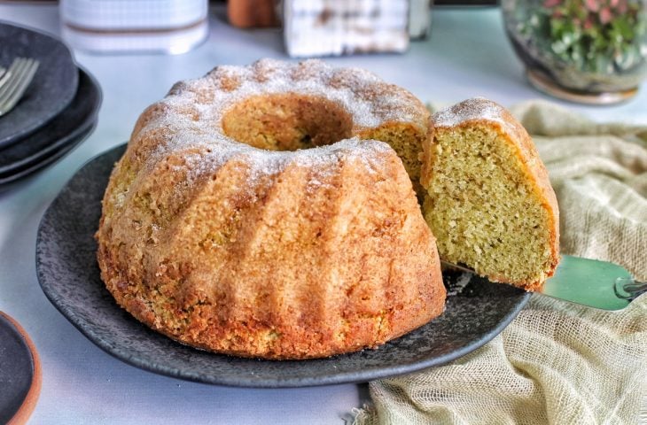 Bolo de capim cidreira