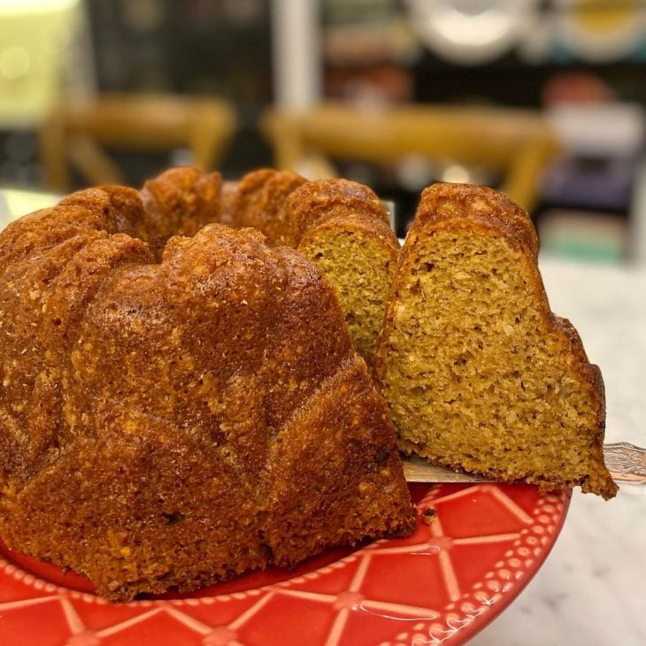 Bolo de castanha-do-Pará com rapadura