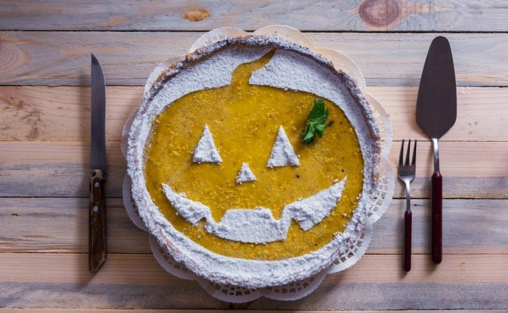 Bolo de cenoura de Halloween