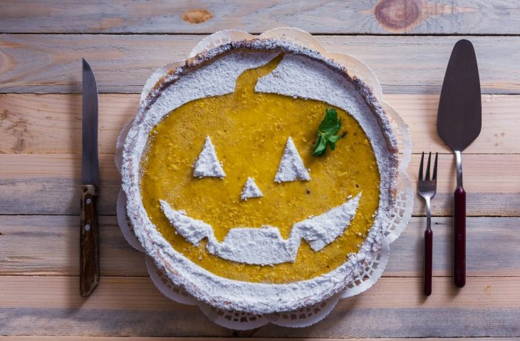 Bolo de cenoura de Halloween