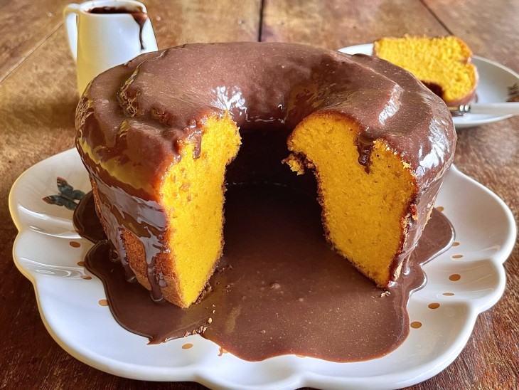 Bolo de Cenoura fofinho de Liquidificador - XtudoReceitas, Receita