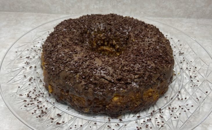 Bolo de cenoura invertido