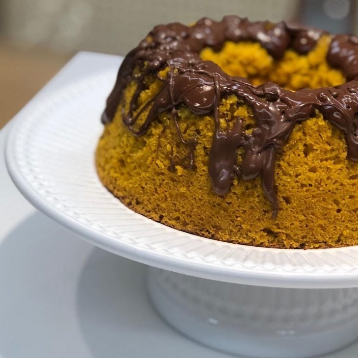 Bolo de cenoura saudável