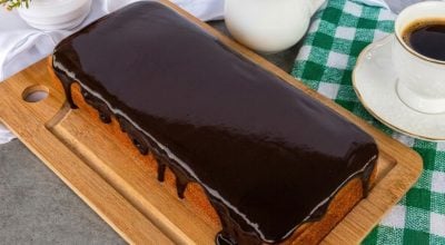 Bolo de cenoura vegano