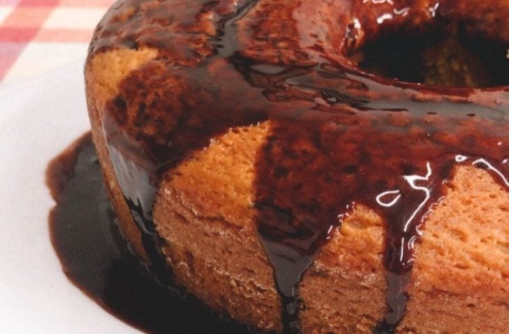 Bolo de cenoura vegano