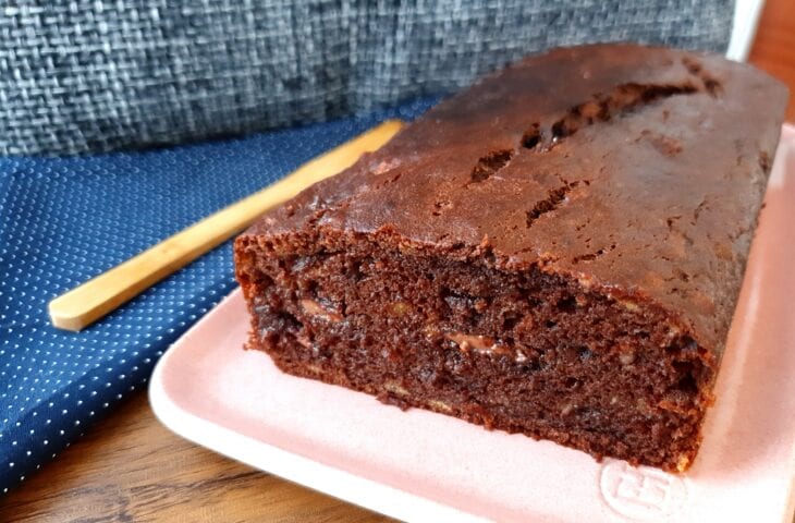 Bolo de chocolate com banana fácil