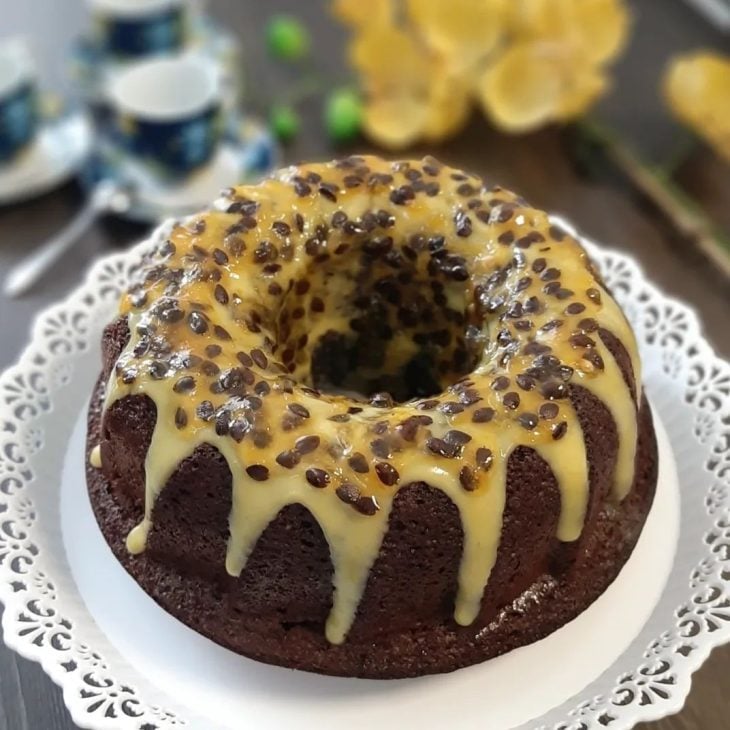 Bolo de chocolate com maracujá