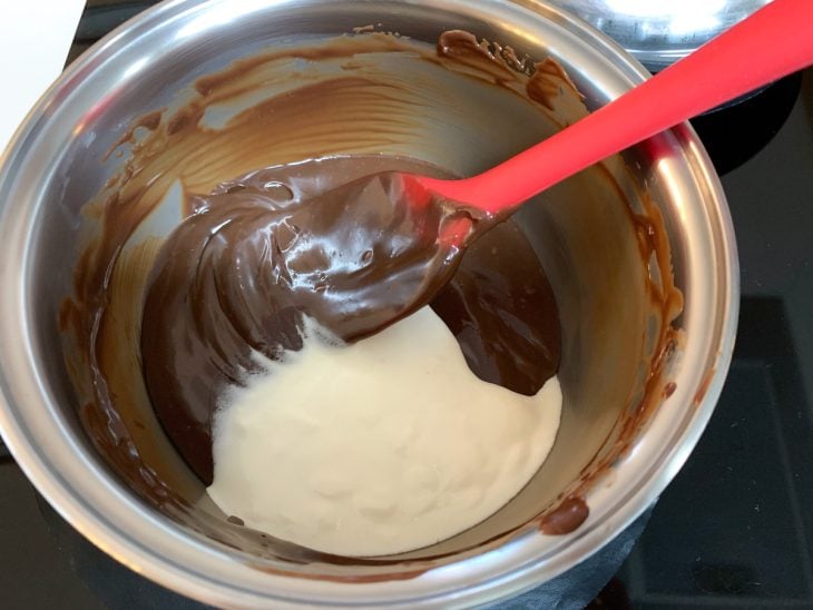 Bolo de chocolate de frigideira - Passo a Passo