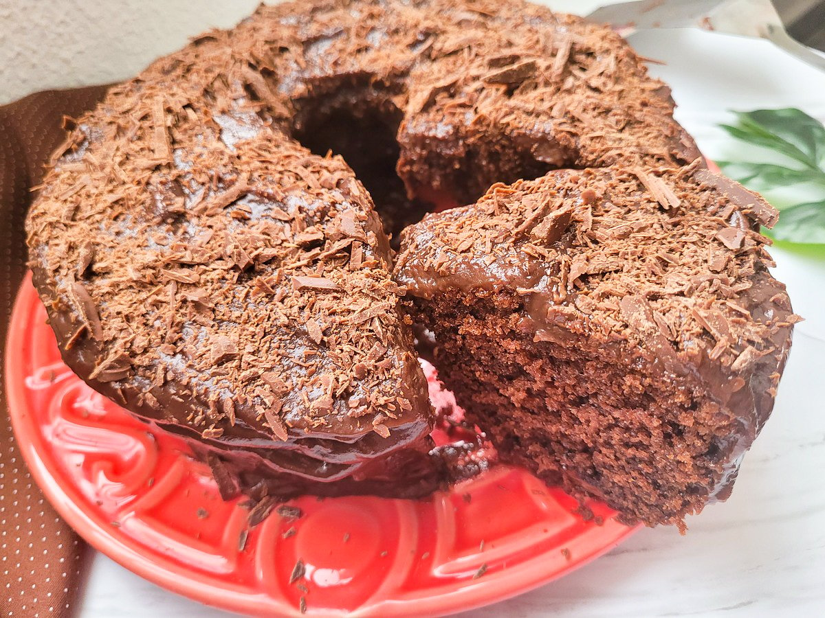 Bolo de chocolate fácil e rápido