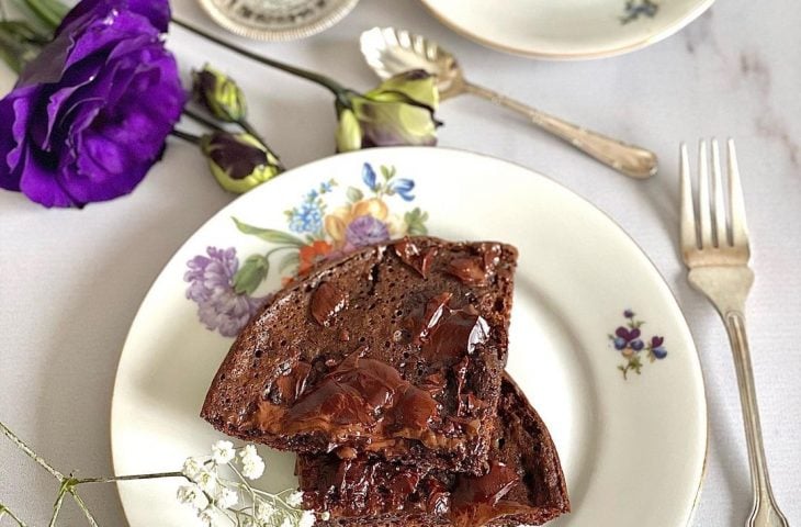 Bolo de chocolate low carb de frigideira