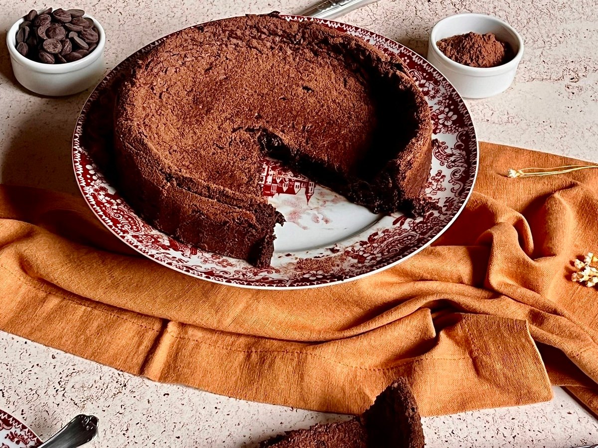 Bolo de chocolate molhadinho