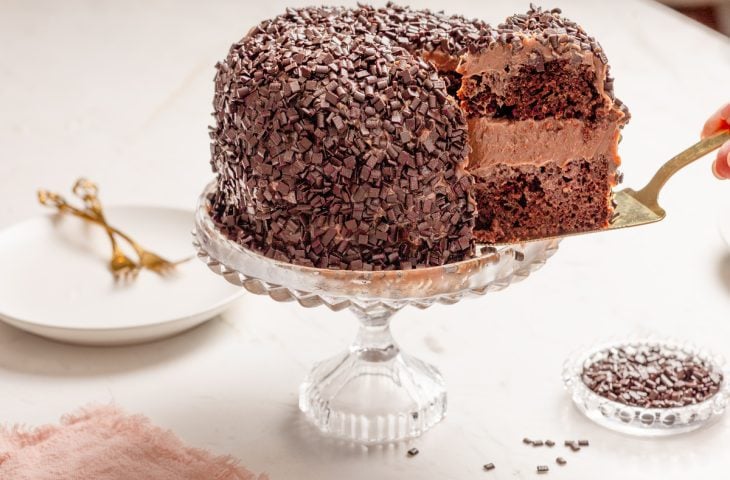 Bolo de chocolate recheado
