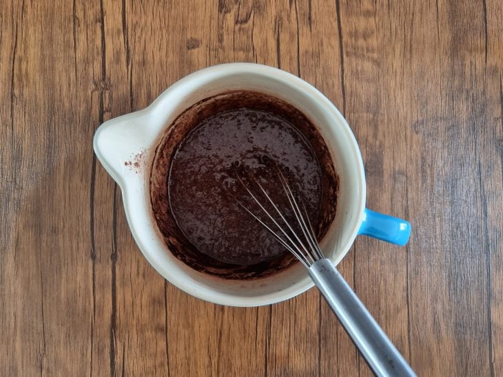 Bolo de chocolate simples - Passo a Passo