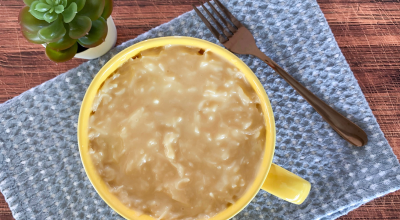 Bolo de coco de caneca fácil