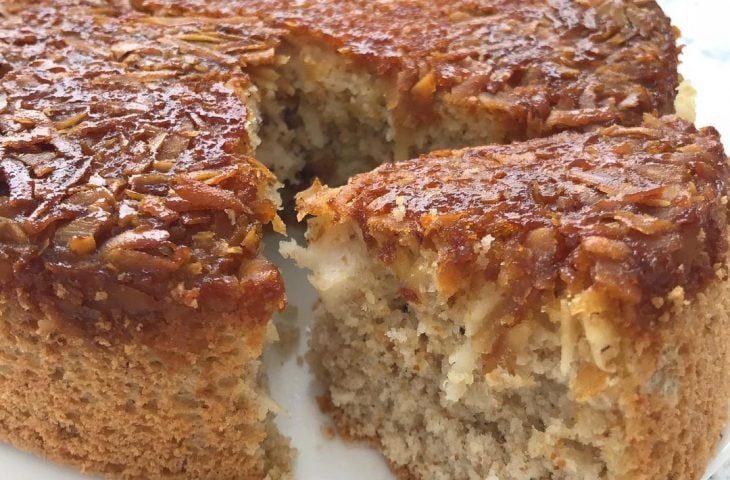 Bolo de coco queimado