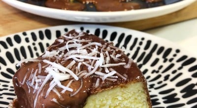 Bolo de coco com chocolate sem farinha