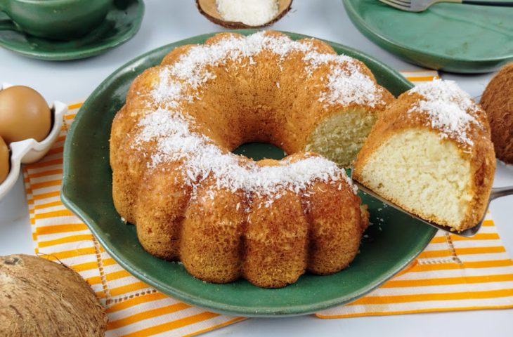 Bolo de coco sem glúten