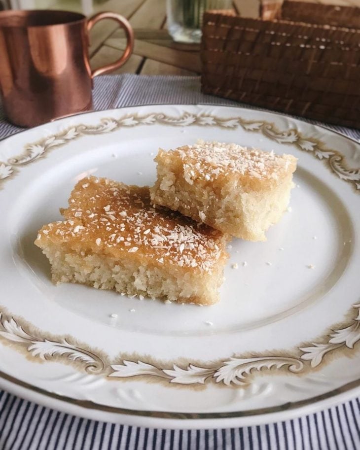 Bolo de coco vegano