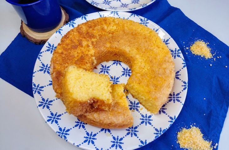 Bolo de cuscuz