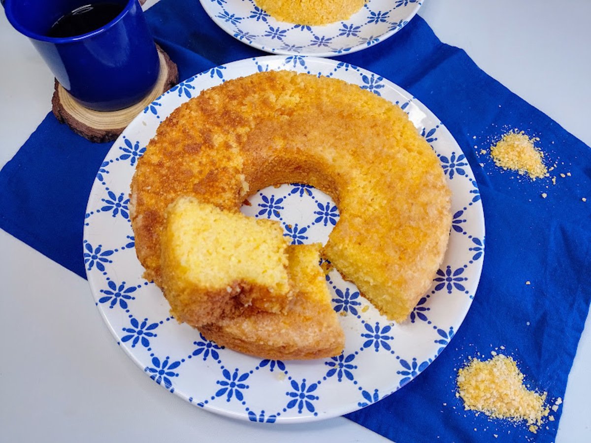 Bolo de cuscuz