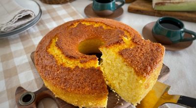 Bolo de flocão com milho-verde
