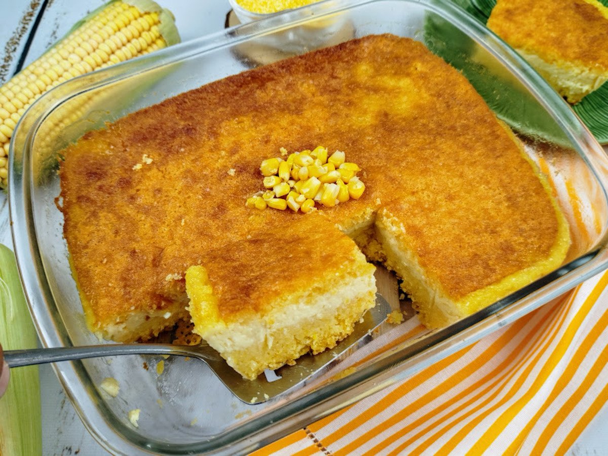 Bolo de flocão de milho cremoso - Receiteria