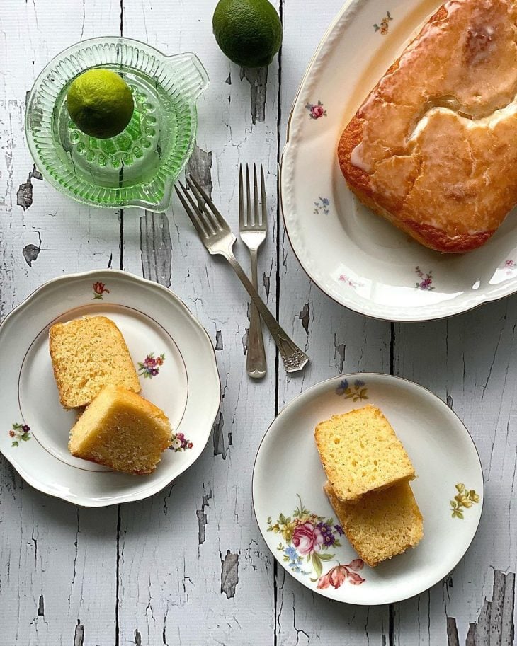 Bolo de fubá com limão