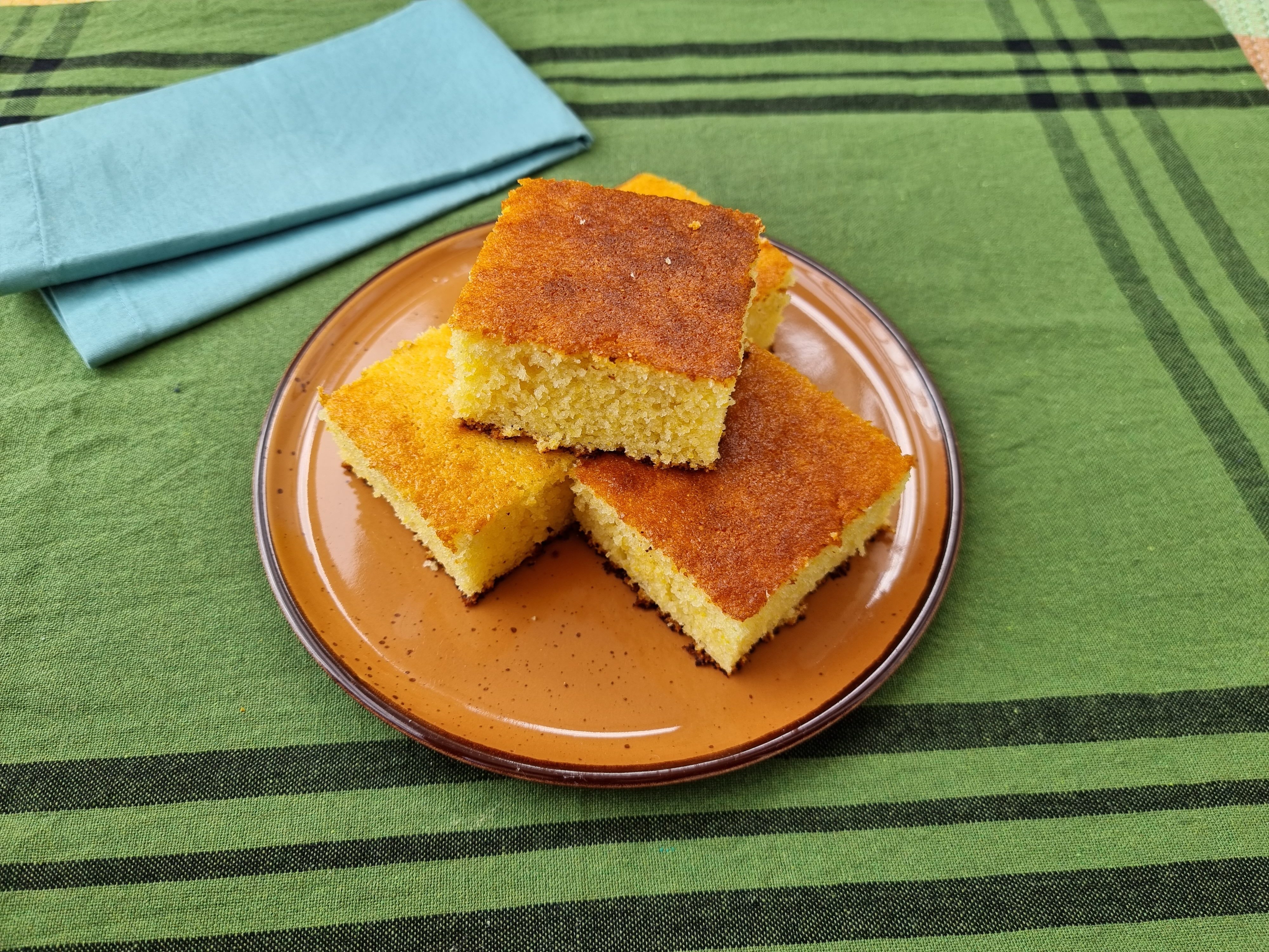 Receita de Bolo de fubá fofinho fácil