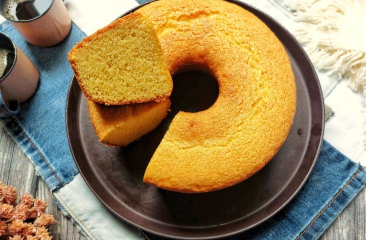 Bolo de fubá mimoso