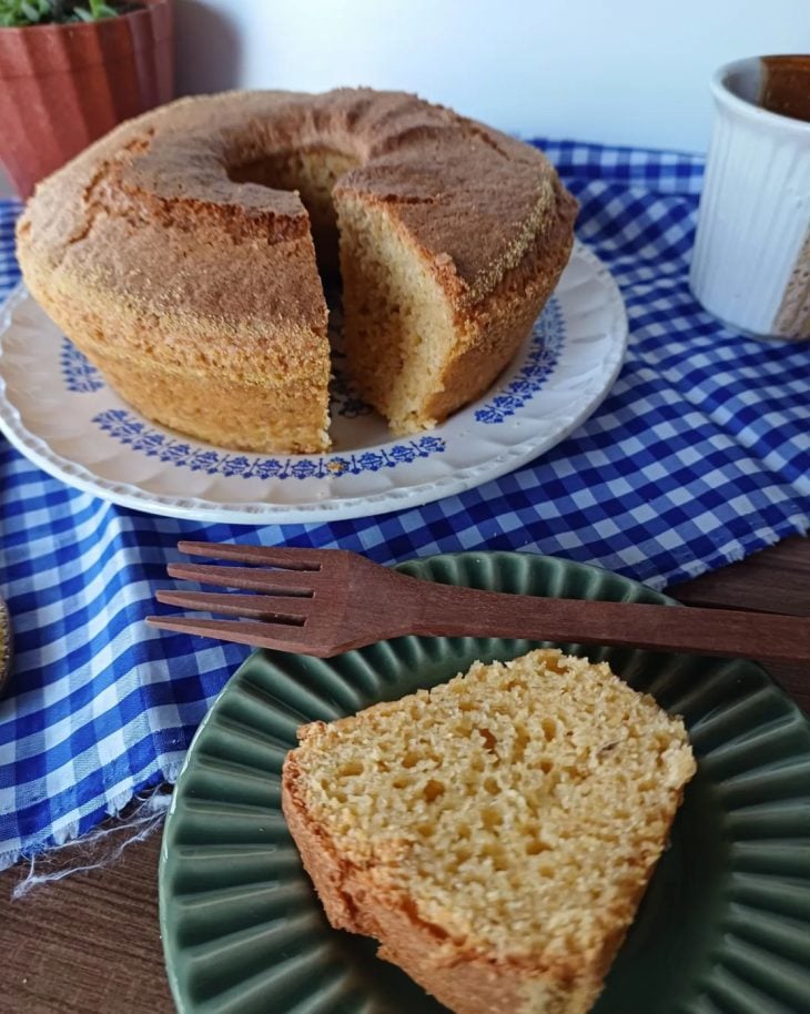 Bolo de fubá na airfryer