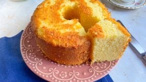 Bolo de fubá simples e rápido