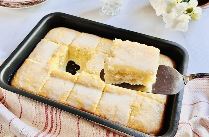 Bolo de iogurte fácil